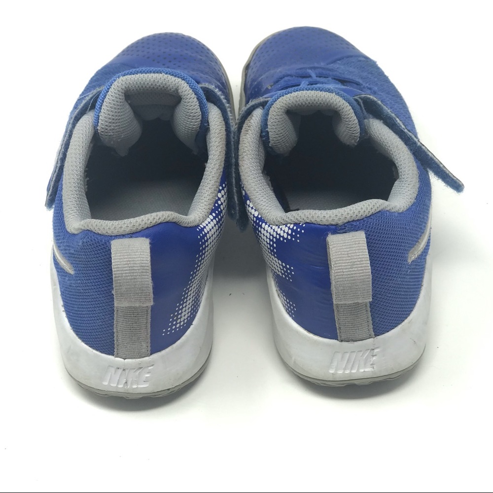 Nike - Picture 4 of 7